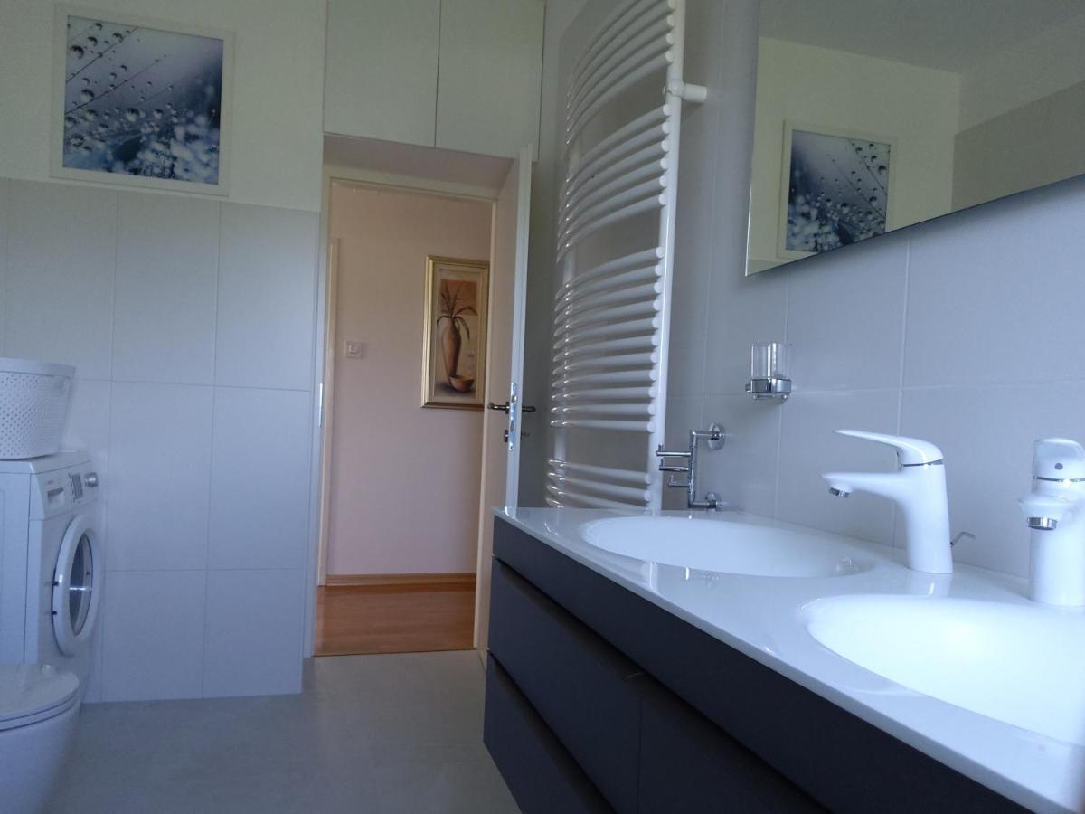 Apartments Rea เซรส ภายนอก รูปภาพ